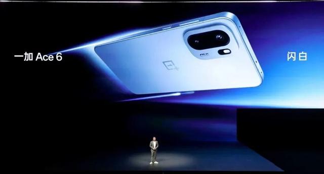 3999 一加15详细体验丨性能Ultra超旗舰