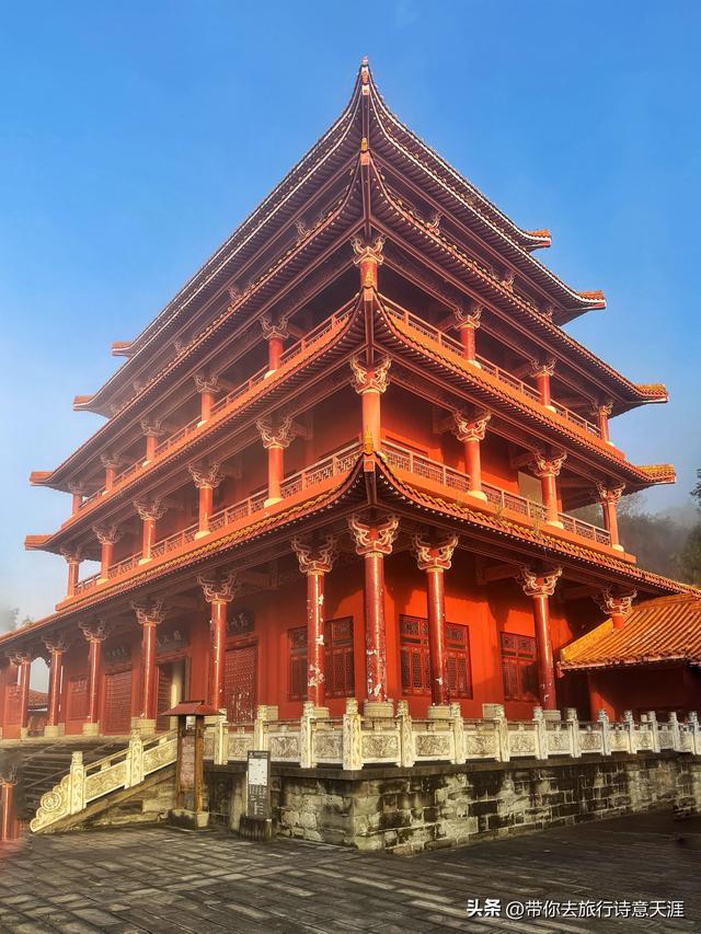 阆中滕王阁，千级台阶登顶饱览一路风景