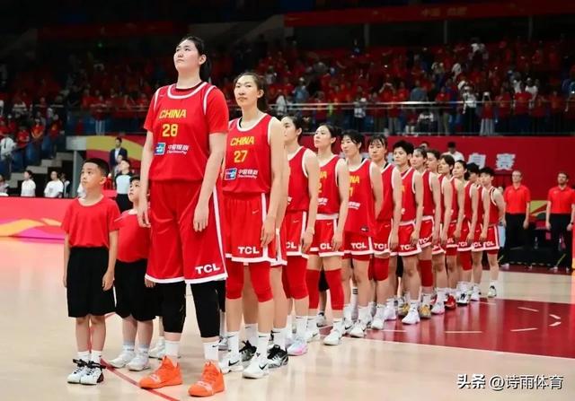 破案了！李梦再次落选中国女篮集训队的原因找到，宫鲁鸣说出实情
