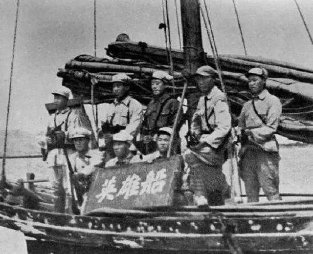 73年冯白驹去世，周总理：追悼会规格要高，讣告要在人民日报头版