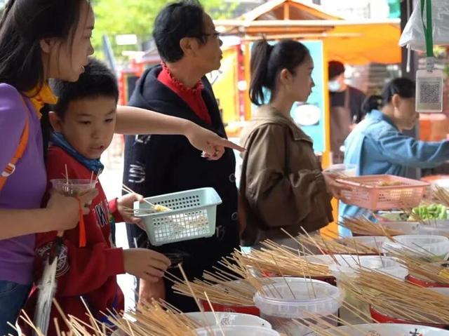 网络中国节·中秋 | 来汉中这个古镇，亲手做团圆月饼，共放孔明灯寄相思