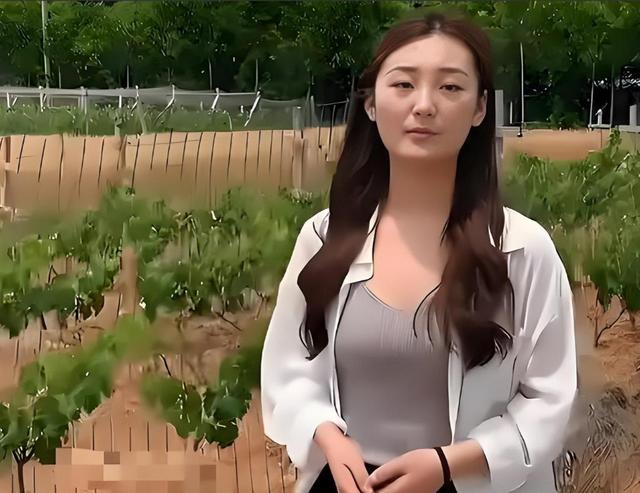 “大衣哥”被网暴案判了，女子剪辑数百条侮辱视频，下场大快人心