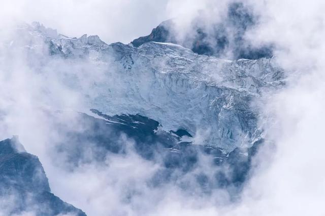 四季同框的秘境！西藏这个浓缩盆景美到不像在地球