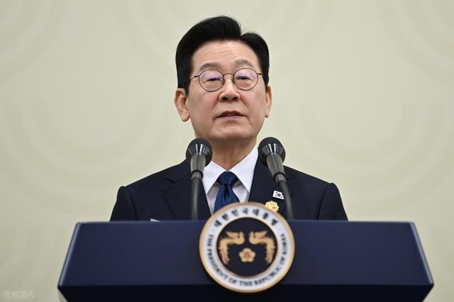 李在明学聪明了，趁着高市缠斗中国之际，主动打出了“亲华”旗号