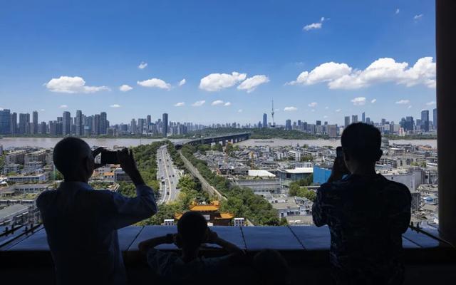 超级文旅日，黄鹤楼冬日福利上线！