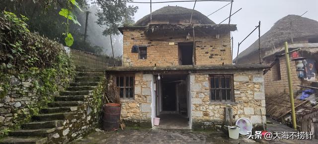 云南行·记·红河州篇之元阳——梯田，看寂寞；古村，赏独特！