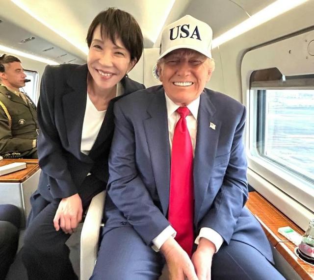 特朗普替中国说话，变相批评高市早苗？日本右翼天要塌了