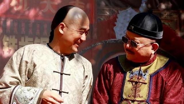 野史：乾隆说上联：鼠无大小皆称老，纪晓岚对出下联，堪称经典