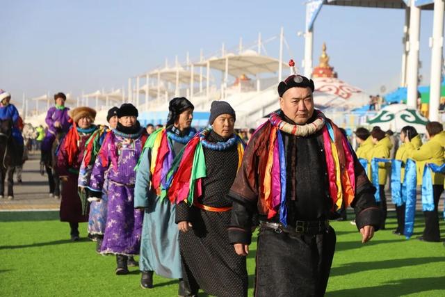 策马踏雪欢歌起！达茂旗冬季那达慕“热力值”超标