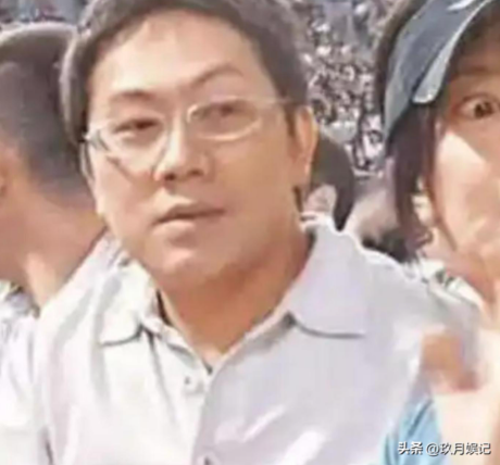 拔出萝卜带出泥！49岁赵薇近况被曝，原来“封杀”只是冰山一角