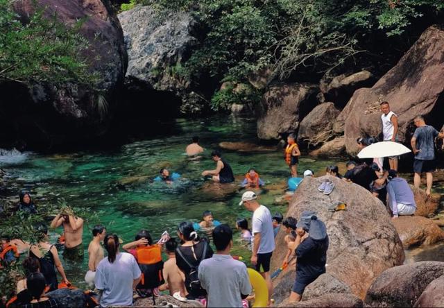 8月限定！翡翠谷变身亲子水乐园，在青山碧水间，和孩子共赴一场夏日撒欢之约！