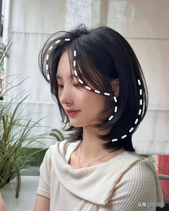 解锁氛围感密码：韩式层次发型，适配所有脸型的“本命款”