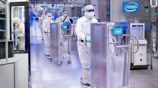 大反转来了！鲍威尔打开降息大门：暗示12月将可能停止缩表