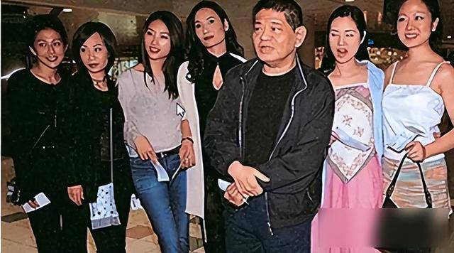 9女同床、100多位情妇，包养费上亿元，却落得人财两空的下场