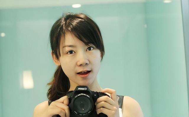 11年，她全裸接受采访，并扬言老了还会拍裸照，14年过去她怎样了