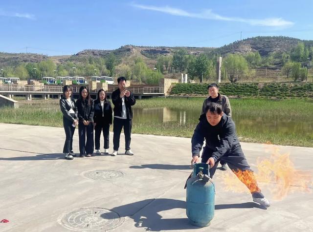 遇见“四心”服务！石峁遗址文化旅游区，让探秘之旅温暖如初