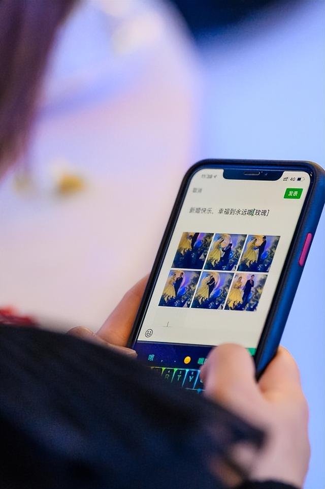 朋友圈十年变迁：从“晒生活”到“表演秀”，我们到底在演什么？