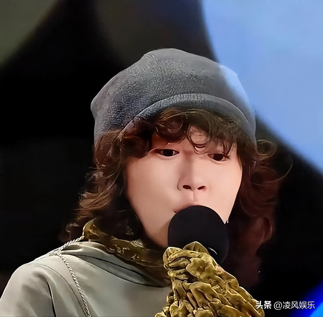 56岁的王菲怎么也想不到，28岁的大女儿如今也已经开始为她争光了