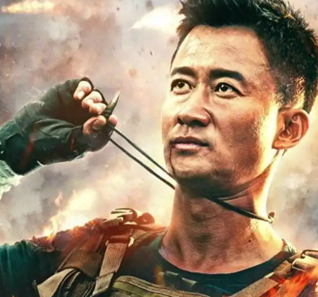 不听李连杰劝！大阅兵当天吴京再度打脸 ，这次轮到杜江扬眉吐气