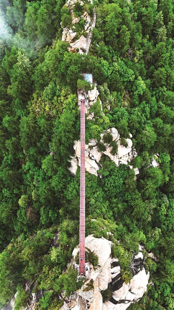 奇崛北武当 大美方山县