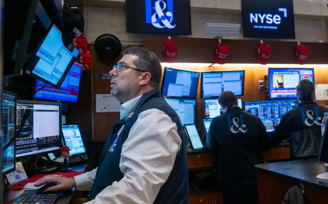 欧洲最强反击来了	，丹麦宣布抛售美国国债，美国股，汇，债三杀