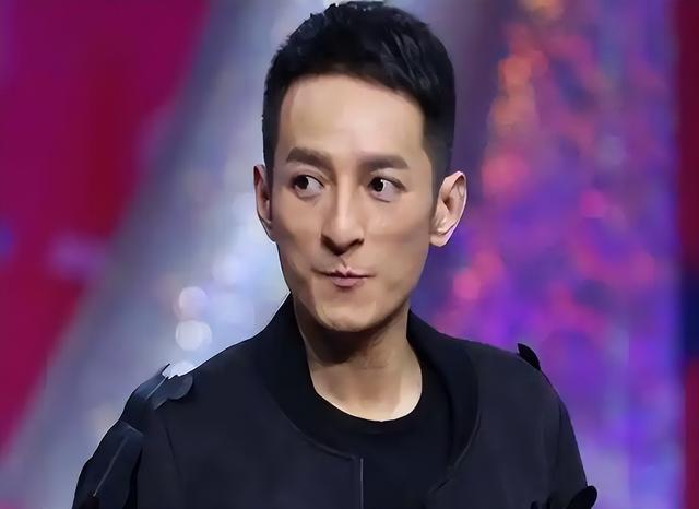 从主持人到"精神病"	，49岁无妻无子的李维嘉，给不婚人士提了个醒