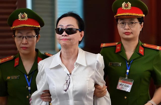 被判死刑她大喊：愿捐200万亿买自己小命，成为一只会下金蛋的鹅