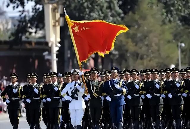 阅兵途中，如果女兵突然想上厕所怎么办？中国解决方式太聪明