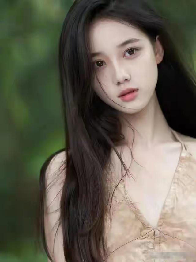 重庆一校花，172cm身段45kg，美得太犯规，让人移不开眼