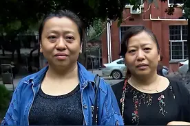湖南富婆街上偶遇陌生人，两人长得一模一样，DNA鉴定后傻眼图片