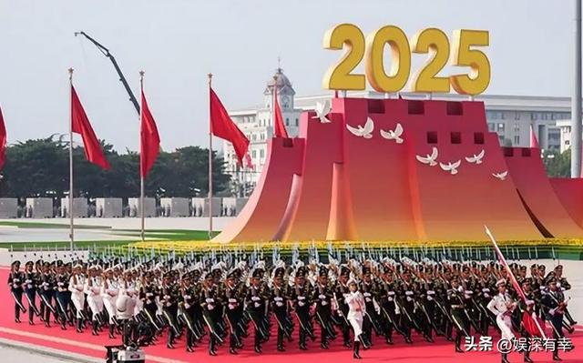 央视怒批、脑袋空空、德不配位，难怪阅兵受邀中从没“流量”明星