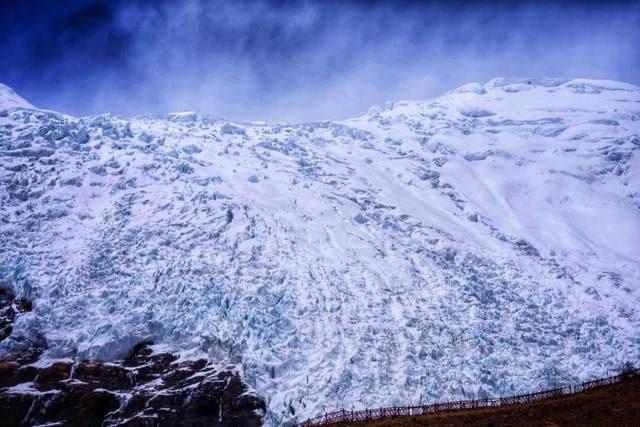 冬季西藏限定蓝冰盛宴！随手一拍都是绝美大片！