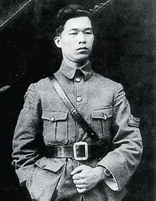 蒋介石曾言：世上只有两人能取代我，除了毛主席，另一人是谁