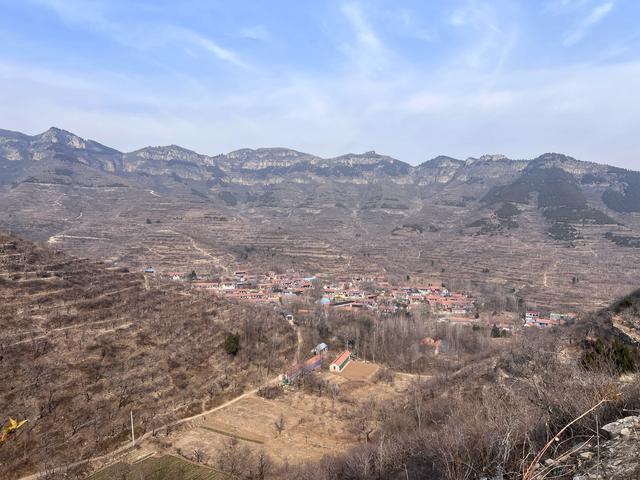 大雪节气没有雪,这天去了山东临朐县一个山村。
