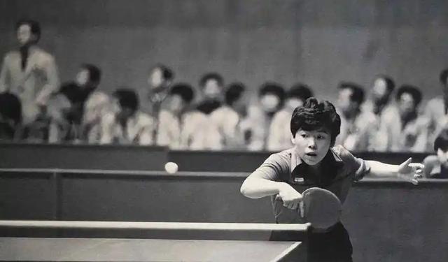 涉贪腐被带走、败光20亿、移民改国籍	，邓亚萍身上的谣言太离谱