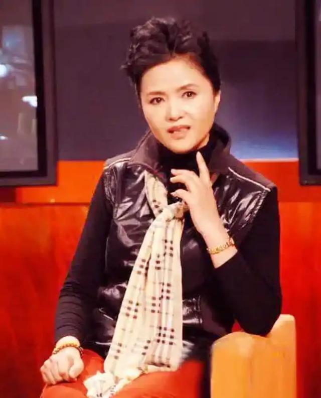 马军勤:嫁圈外丈夫,婚后生下一子,如今一个人生活