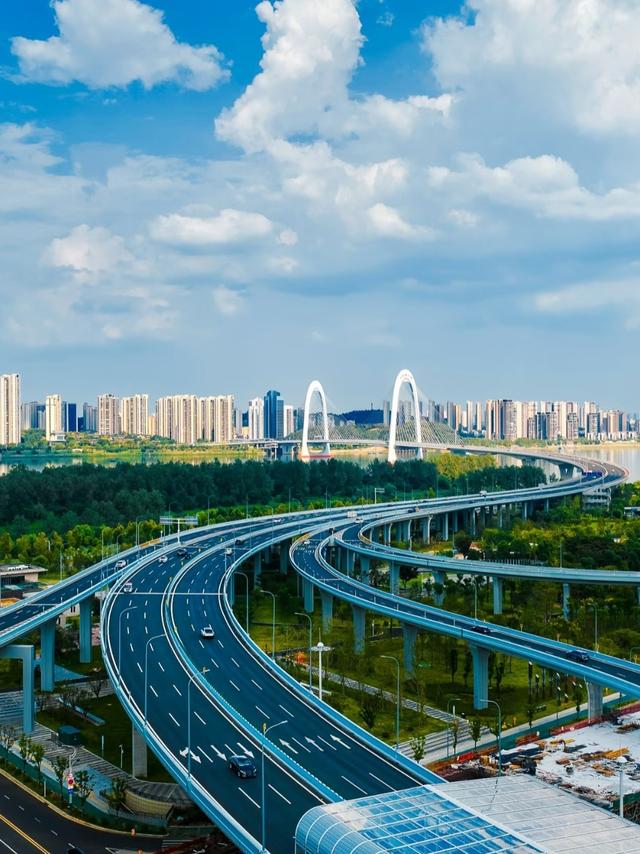 去了趟湖南长沙，真心建议：别随便去长沙，除非你摸清这些门道