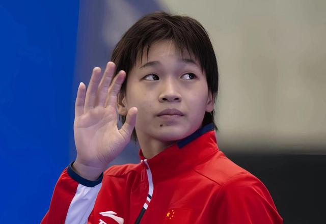 央视对全红婵的称呼变了，两字之差看出差距，王伟莹的话没说错