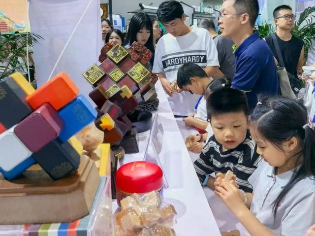 “运河明珠·匠心枣庄”闪耀2025 中国文化旅游产业博览会