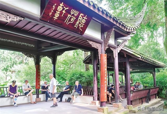秋暑绵延 消暑纳凉有“凉方”