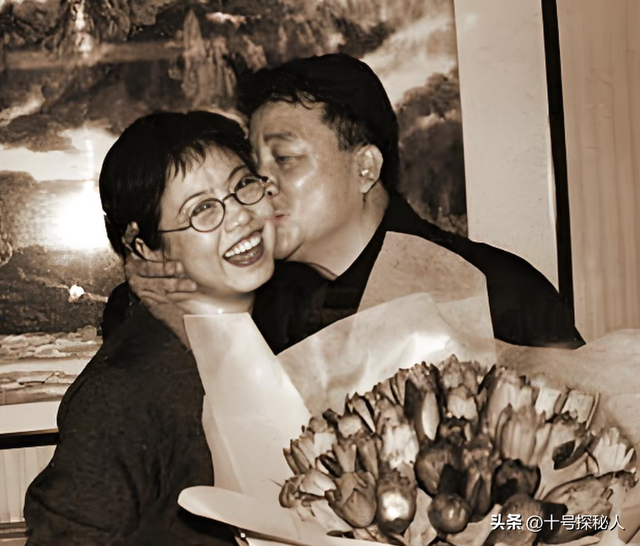 75岁姜昆的遗憾：女儿46岁依旧未婚未孕，继子反倒成了他的骄傲