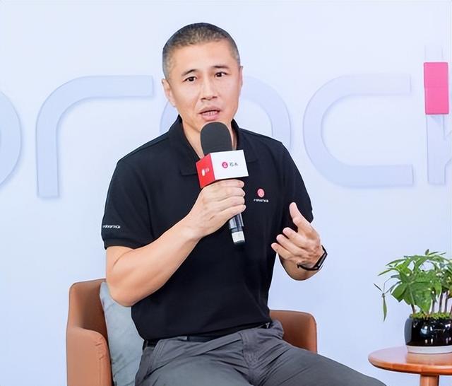 从扫不干净地到全球第一，去年卖119亿的石头科技！凭什么