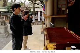闹大了！张本智和参拜日本神社，只是祈福？网友：难怪会输！图片