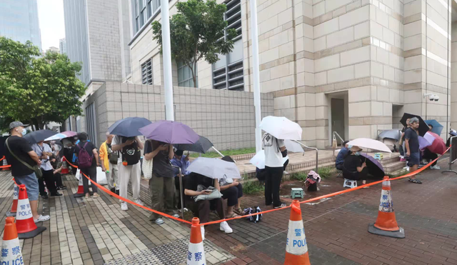 乱港头目黎智英拒戴心电图监测仪，终局之日再被推迟！关键问题靠“失忆”，还在幻想靠外部乱港势力“放生”