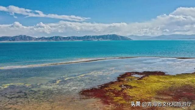 果洛秋境：雪山、湖泊与彩林交织的高原限定风光