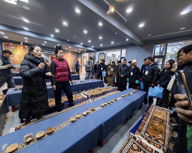 萨迦县文旅局开展文旅从业人员服务质量提升专项培训