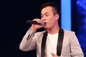 犯人爱上女狱警，两人传纸条定终生，女狱警却突然离职？真相泪目图片