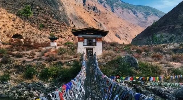 喜马拉雅山的神秘部落：全族3000多人，无婚姻制度，繁衍方式特殊