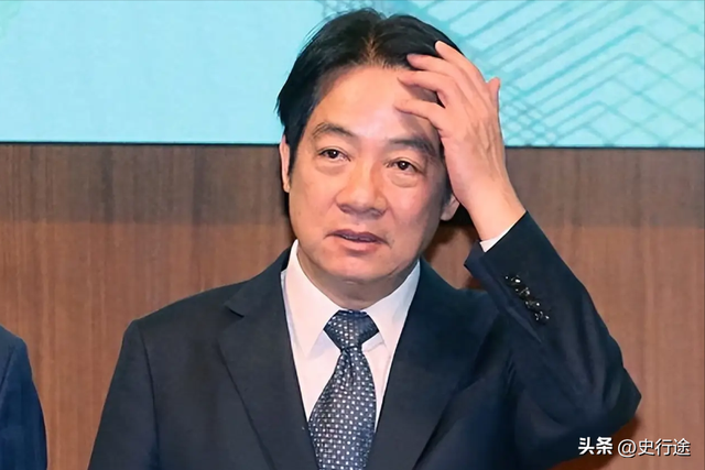 在中日关系敏感时期，他竟然率团赴日访问，为了刷存在感毫无底线