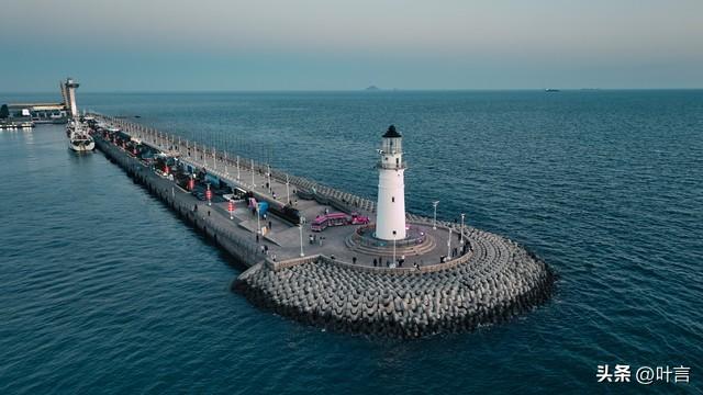 话青岛：海滨城市的美，不需刻意邂逅，面朝大海，转角皆是风景